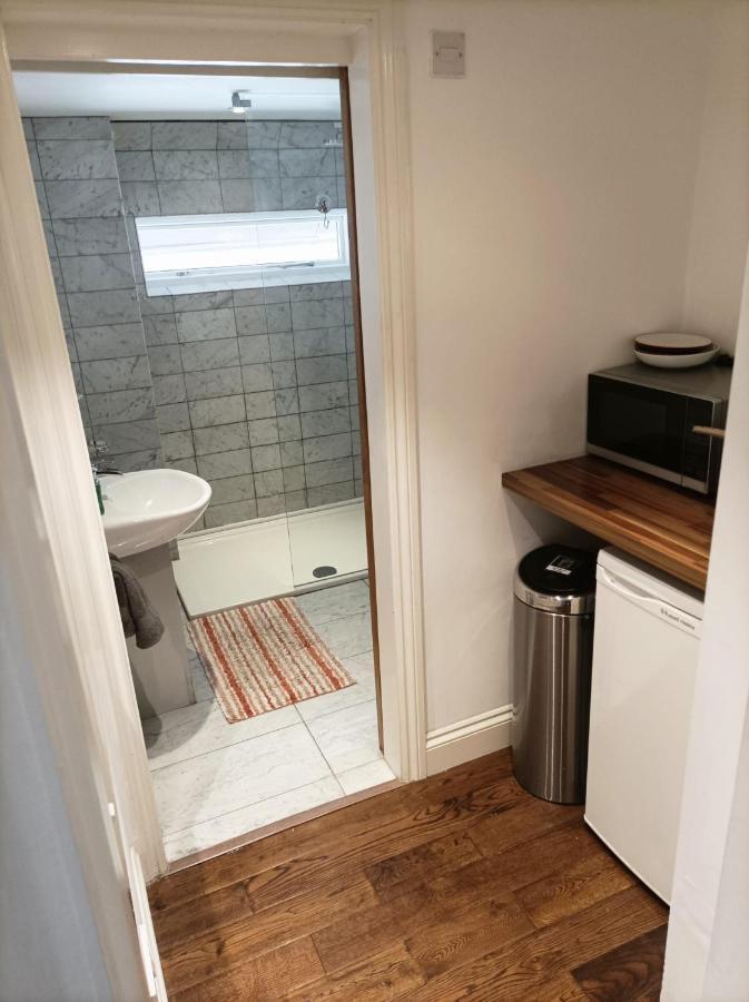 Mezzanine Style Studio Apartment 8 Londra Exterior foto